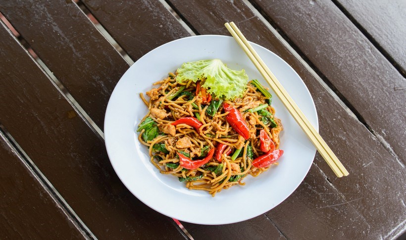 Tek-Tek Noodles με σάλτσα φιστικιού