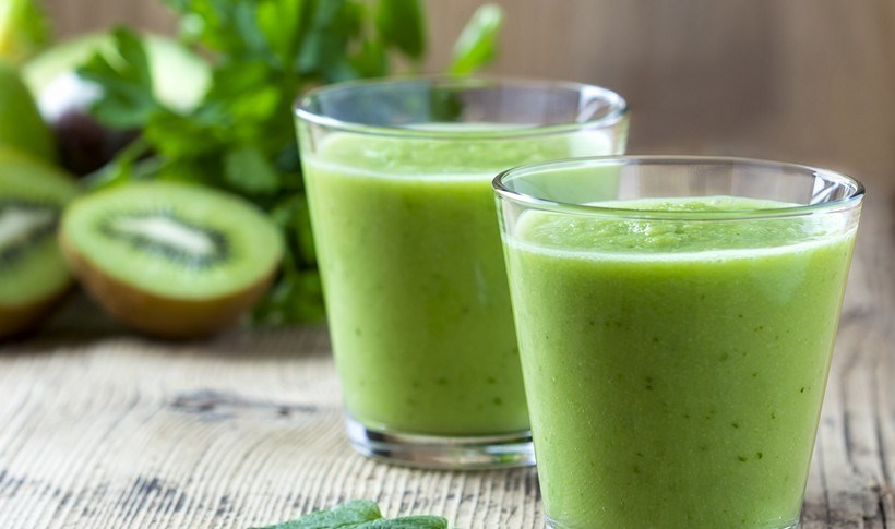 Πράσινο smoothie με ακτινίδιο και μέντα