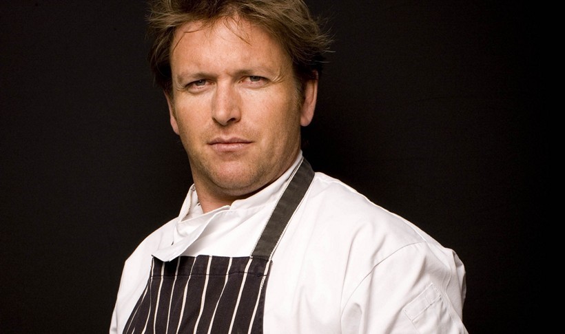 Χοιρινά παϊδάκια με σάλτσα BBQ από τον James Martin, σεφ του «James Martin Manchester»