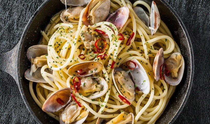 Σπαγγέτι με αχιβάδες (alle vongole)